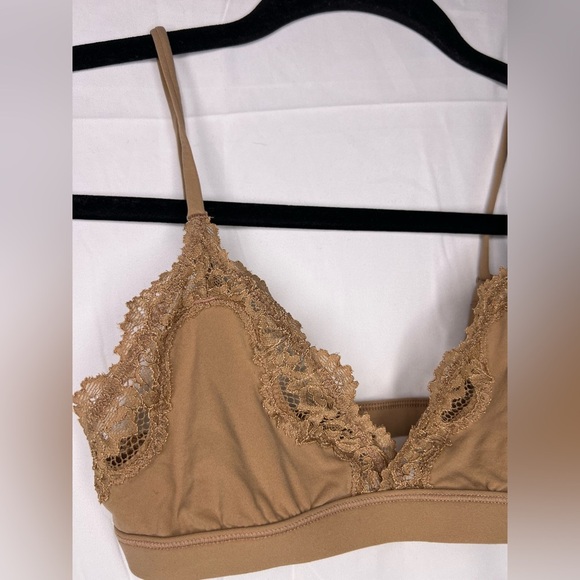 SKIMS Fits Everybody Corded Lace Triangle Bralette SIENNA (XXS) - Picture 3 of 8